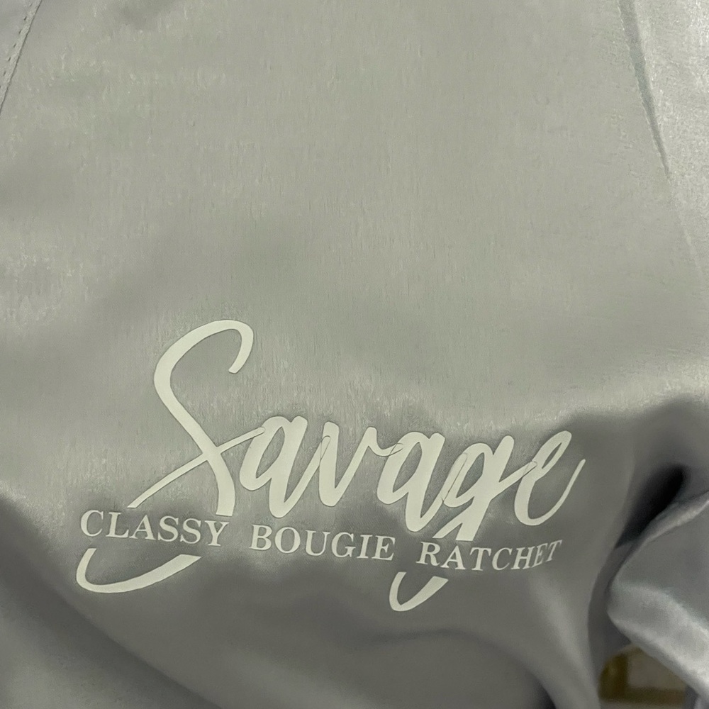 Savage Robe. - Picture 2 of 4